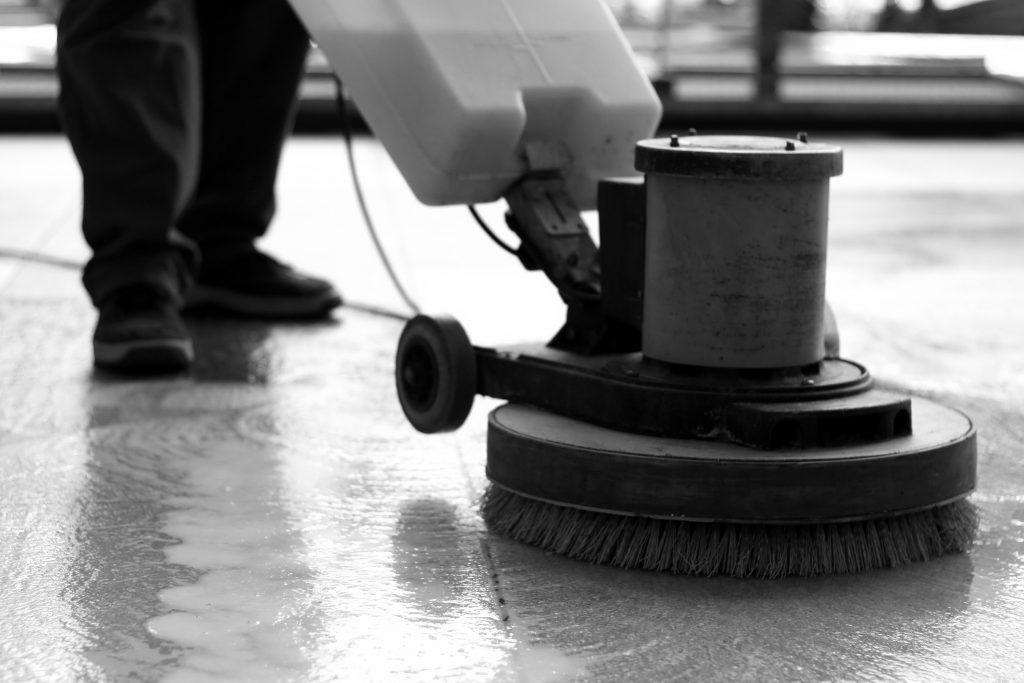 commercial power scrubbing